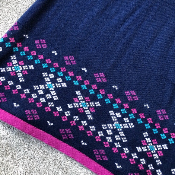 Kids Classic Knitted Formal Dress Not Used - Picture 3 of 8